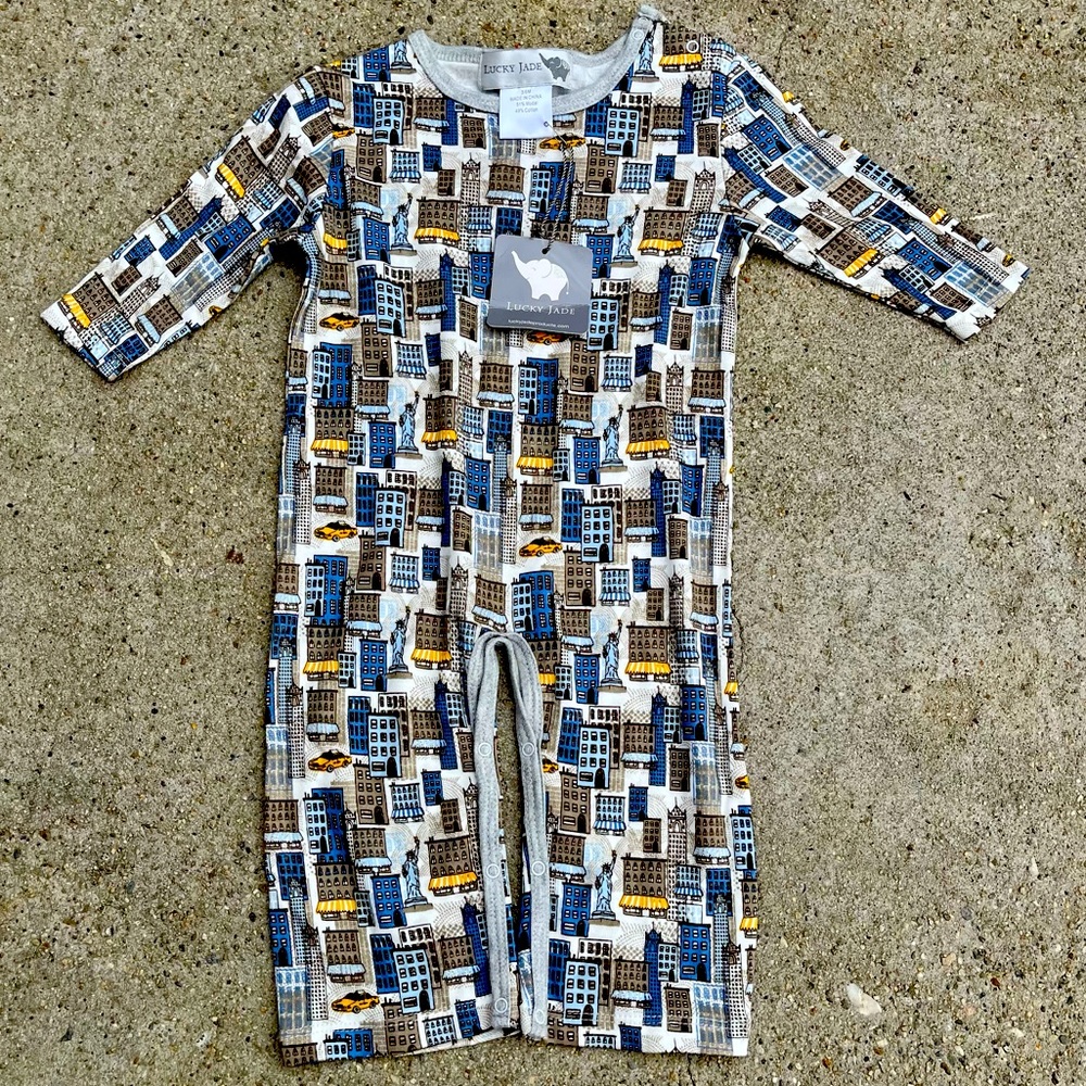 Lucky Jade New York City Onesie size 3/6 Months